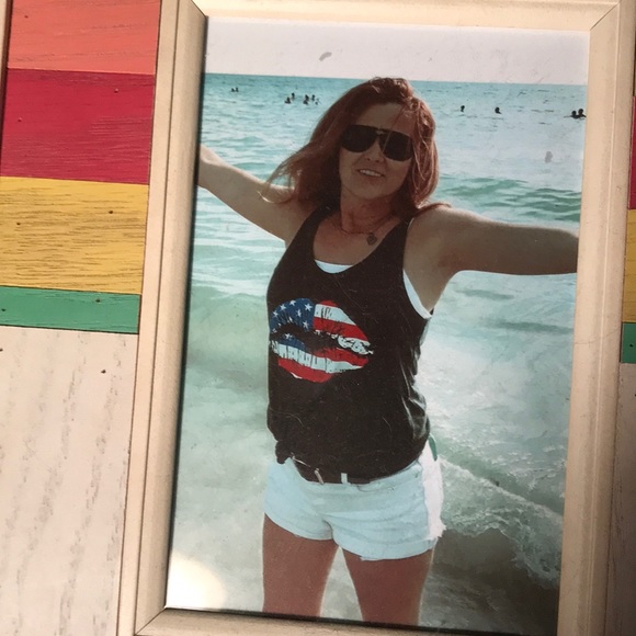 Meet your Posher, Pamela - Picture 1 of 1